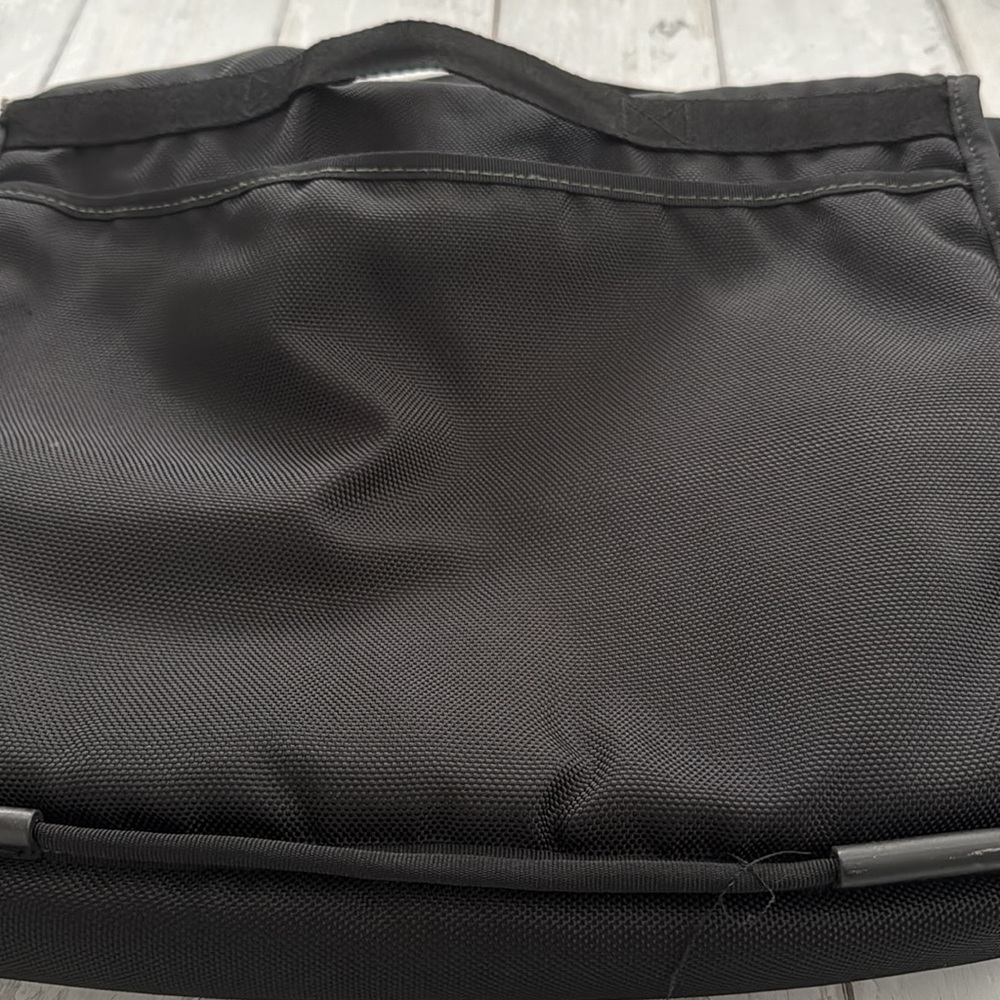 Targus Computer Bag. Black. Approximately 13x15x2… - image 6